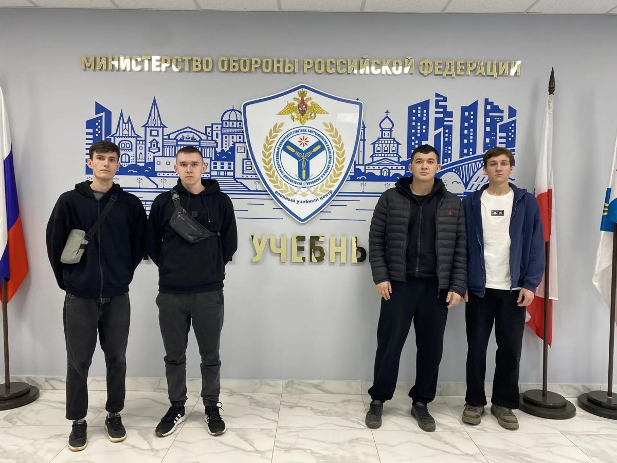 Экскурсия в  центр начальной военной подготовки 