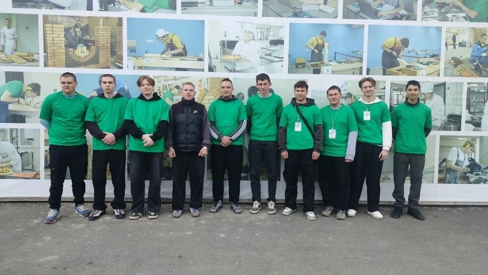 Старт межрегионального этапа по компетенции «Кирпичная кладка» Фото 1