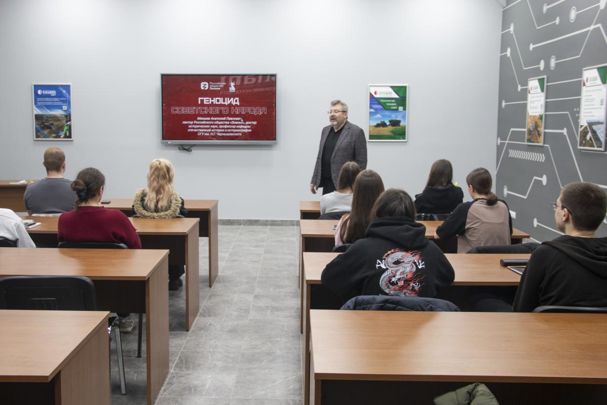Студентам рассказали о геноциде советского народа в годы Великой Отечественной войны Фото 2
