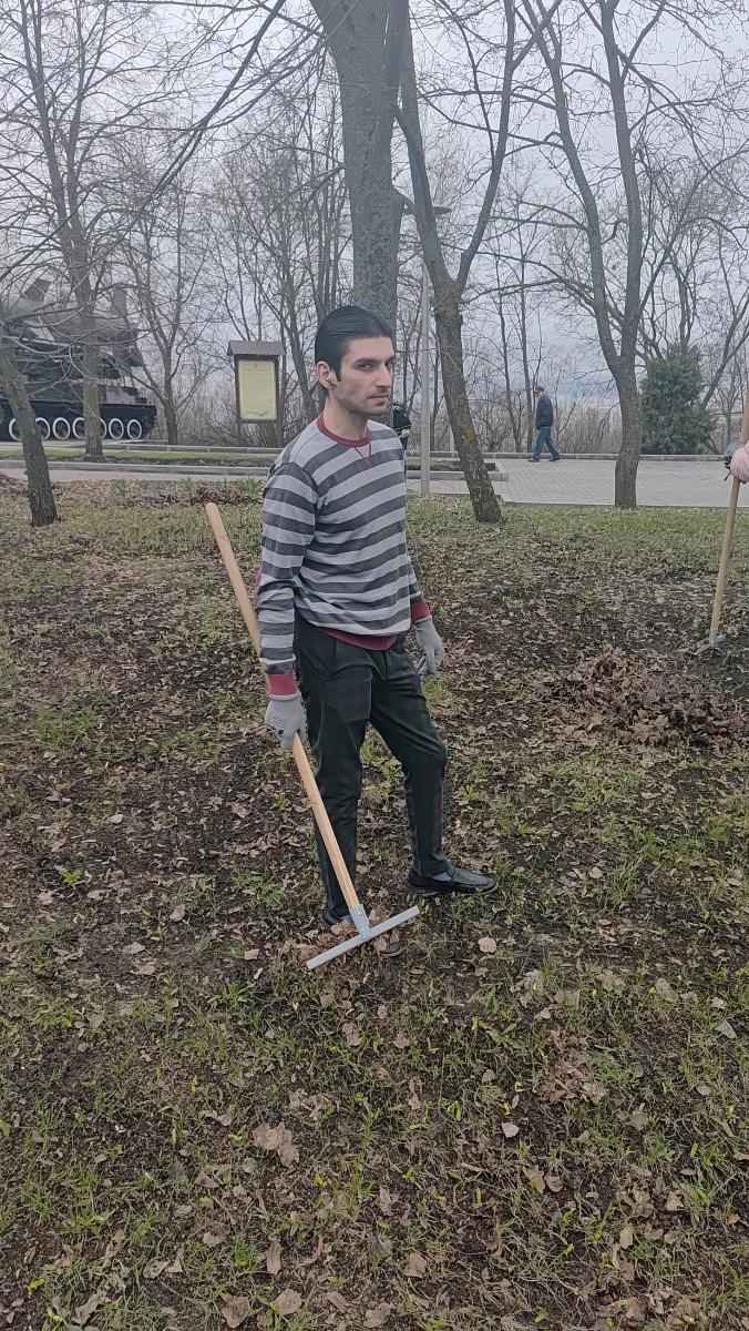 Участие в субботнике Фото 4