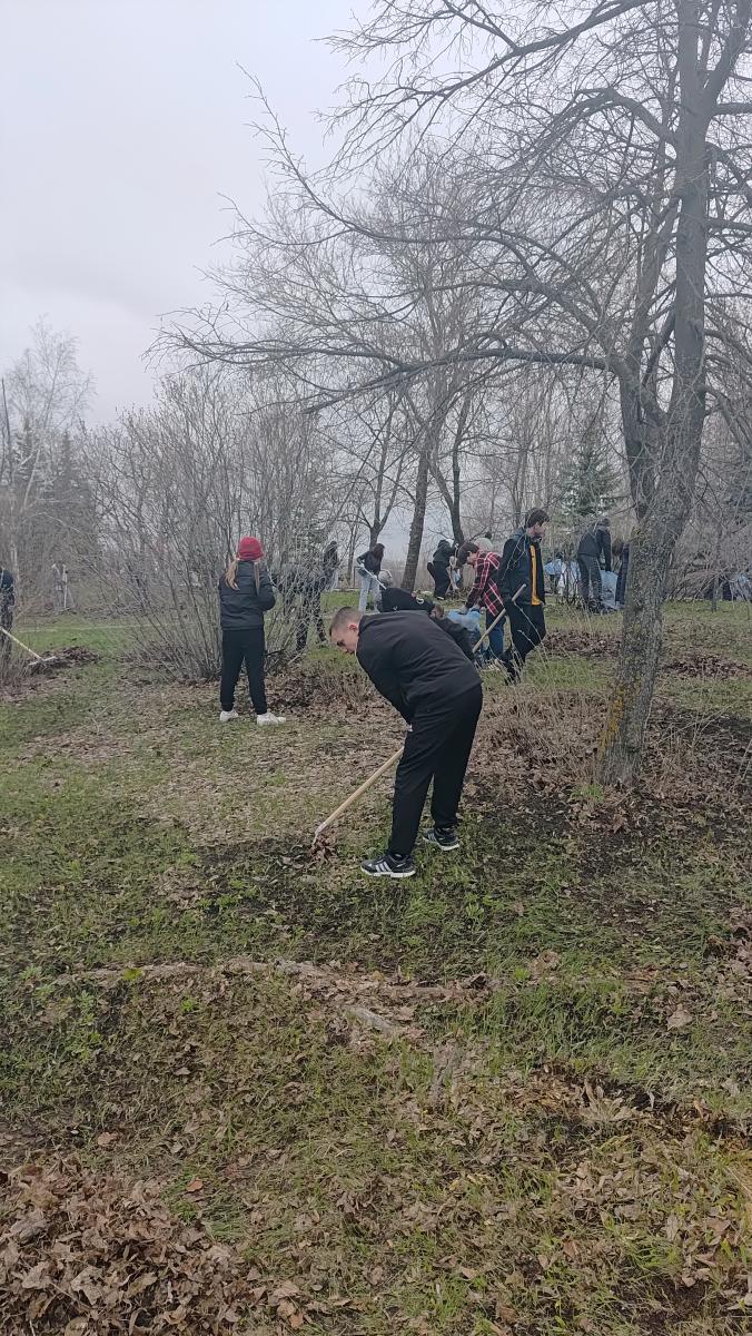 Участие в субботнике Фото 7