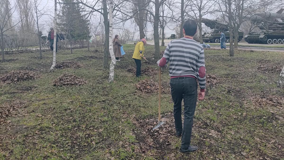 Участие в субботнике Фото 12