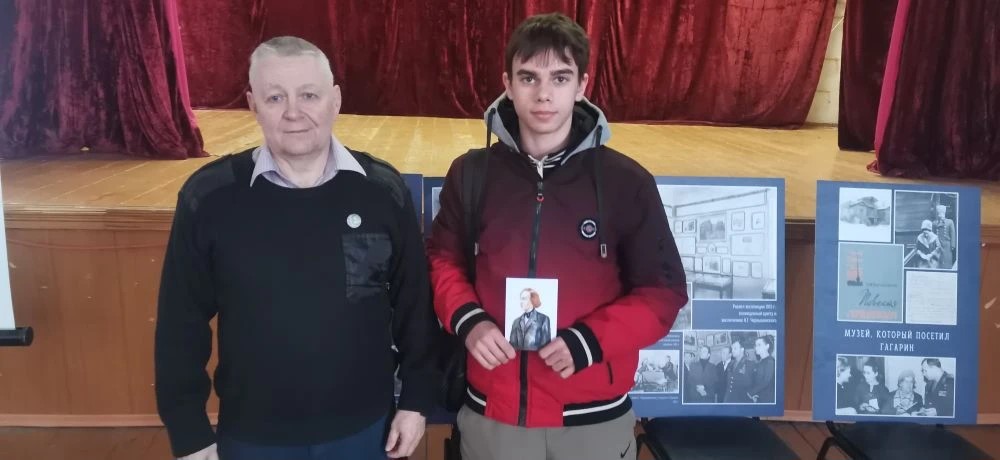 Музей им. Н.Г. Чернышевского о Гагарине. Выставка «Музей, который посетил Ю. А. Гагарин». Фото 3