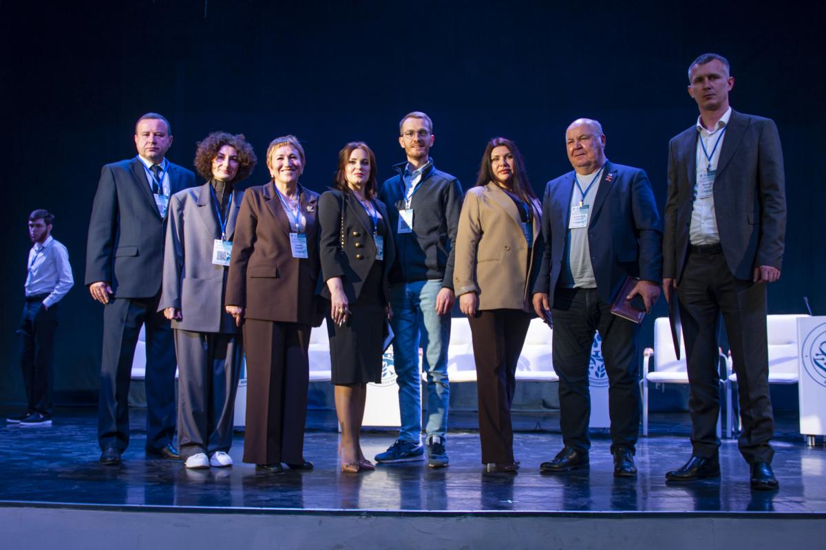 В Саратове обсудили новую модель партнерства науки и бизнеса в рамках нацпроекта по биоэкономике Фото 11