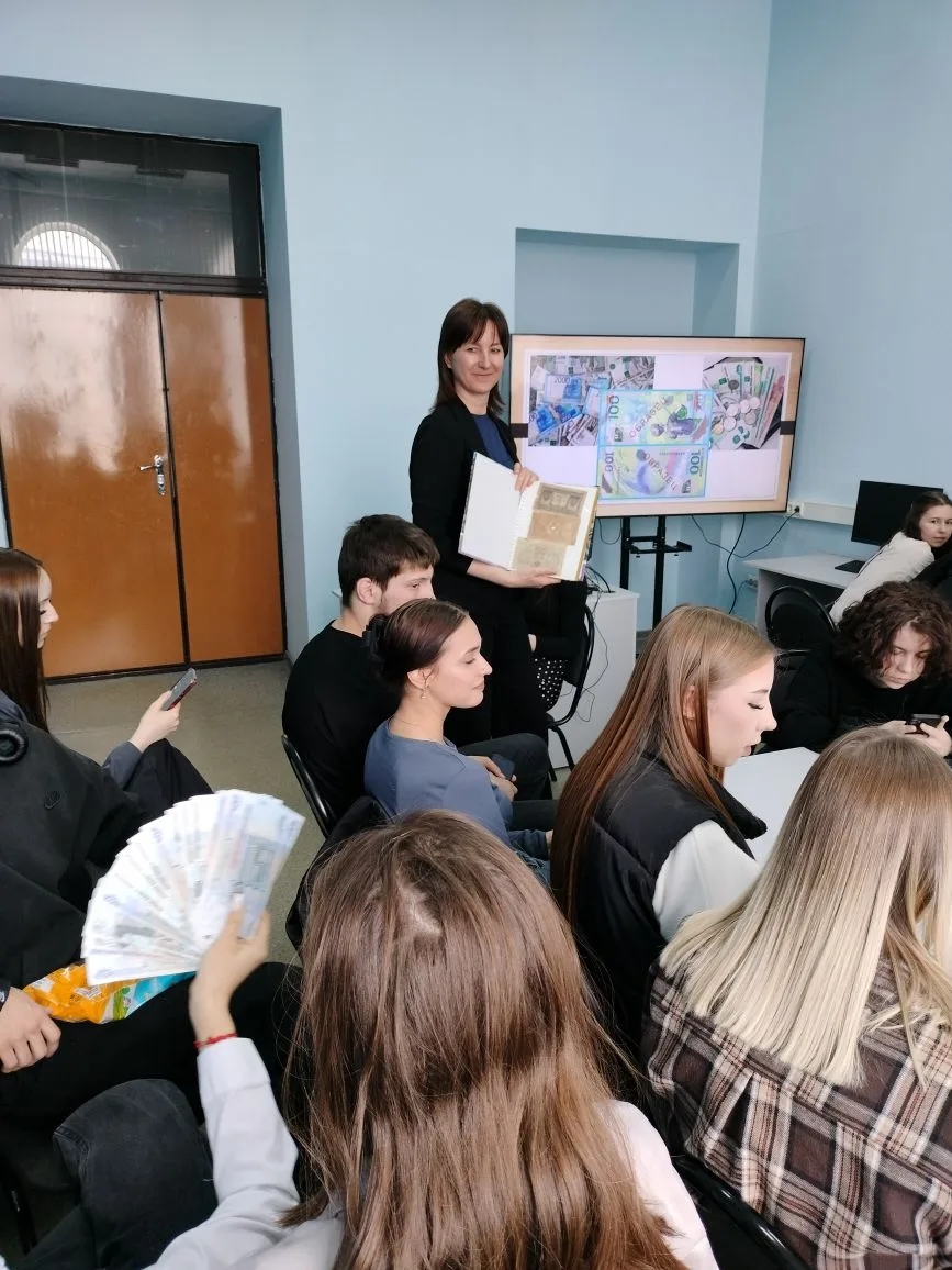 Тайна банковской карты раскрыта: как прошел День открытых дверей на кафедре «Бухгалтерский учет и статистика» Фото 7