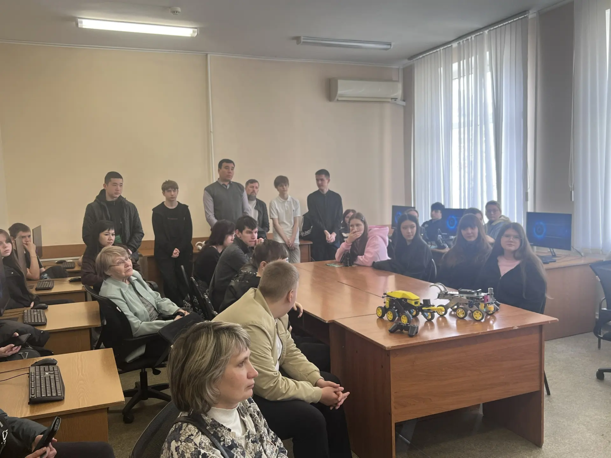 Презентация специальности 09.02.12 Техническая эксплуатация и сопровождение информационных систем