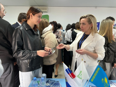 Более 1500 школьников из Казахстана посетили стенд вуза на выставке «Образование и наука»