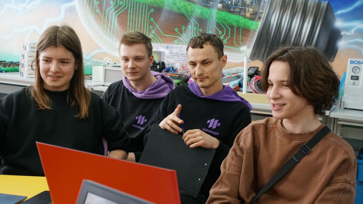 Кафедра "Цифровое управление процессами в АПК" совместно с ООО «1Т» организовала фестиваль «Алгоритм и дело» Фото 2