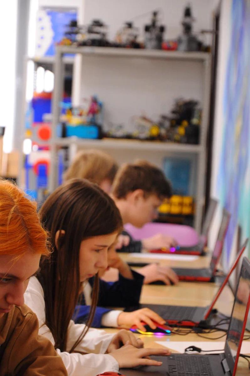 Кафедра "Цифровое управление процессами в АПК" совместно с ООО «1Т» организовала фестиваль «Алгоритм и дело» Фото 3