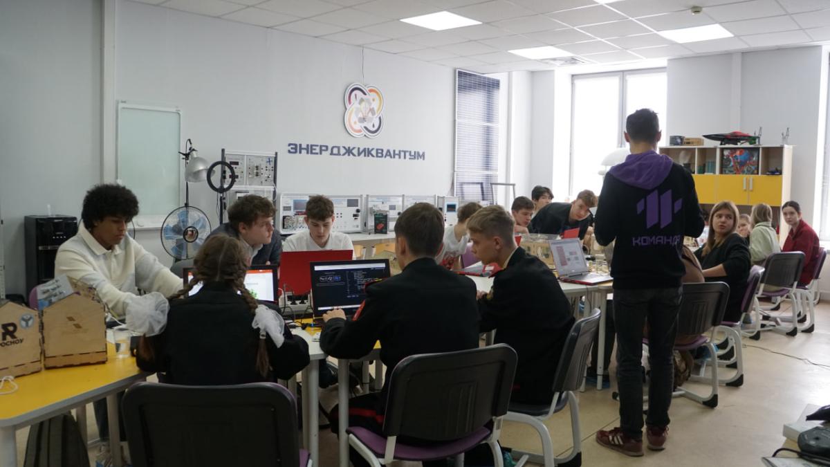 Кафедра "Цифровое управление процессами в АПК" совместно с ООО «1Т» организовала фестиваль «Алгоритм и дело» Фото 5