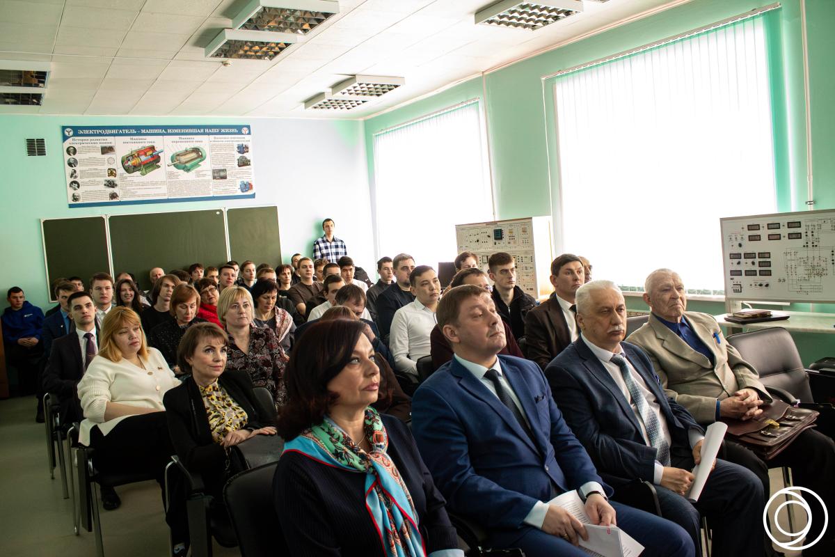 IV НАЦИОНАЛЬНАЯ НАУЧНО-ПРАКТИЧЕСКАЯ КОНФЕРЕНЦИЯ  ИМ. Г.П. ЕРОШЕНКО  «АКТУАЛЬНЫЕ ПРОБЛЕМЫ ЭНЕРГЕТИКИ АПК» Фото 4