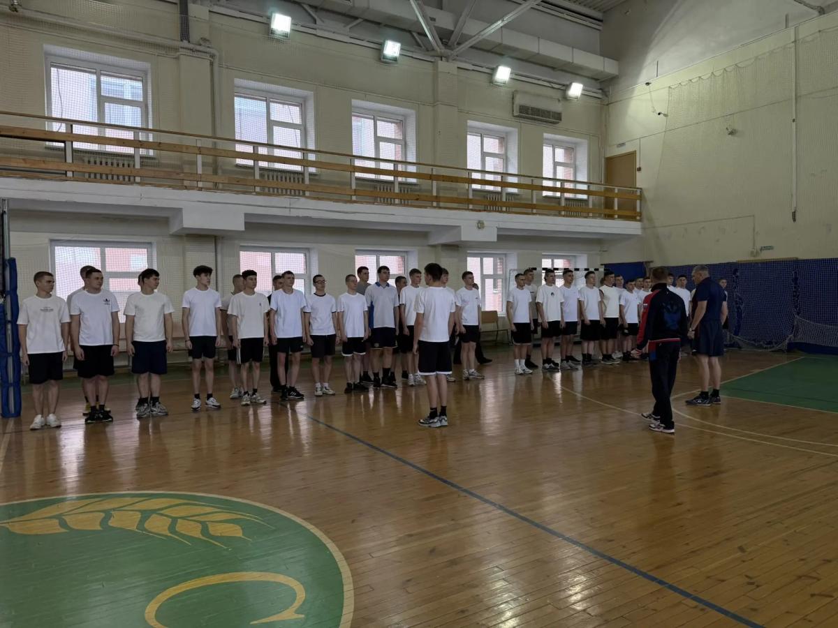Организация спортивно-массовой работы в военном учебном центре Фото 1