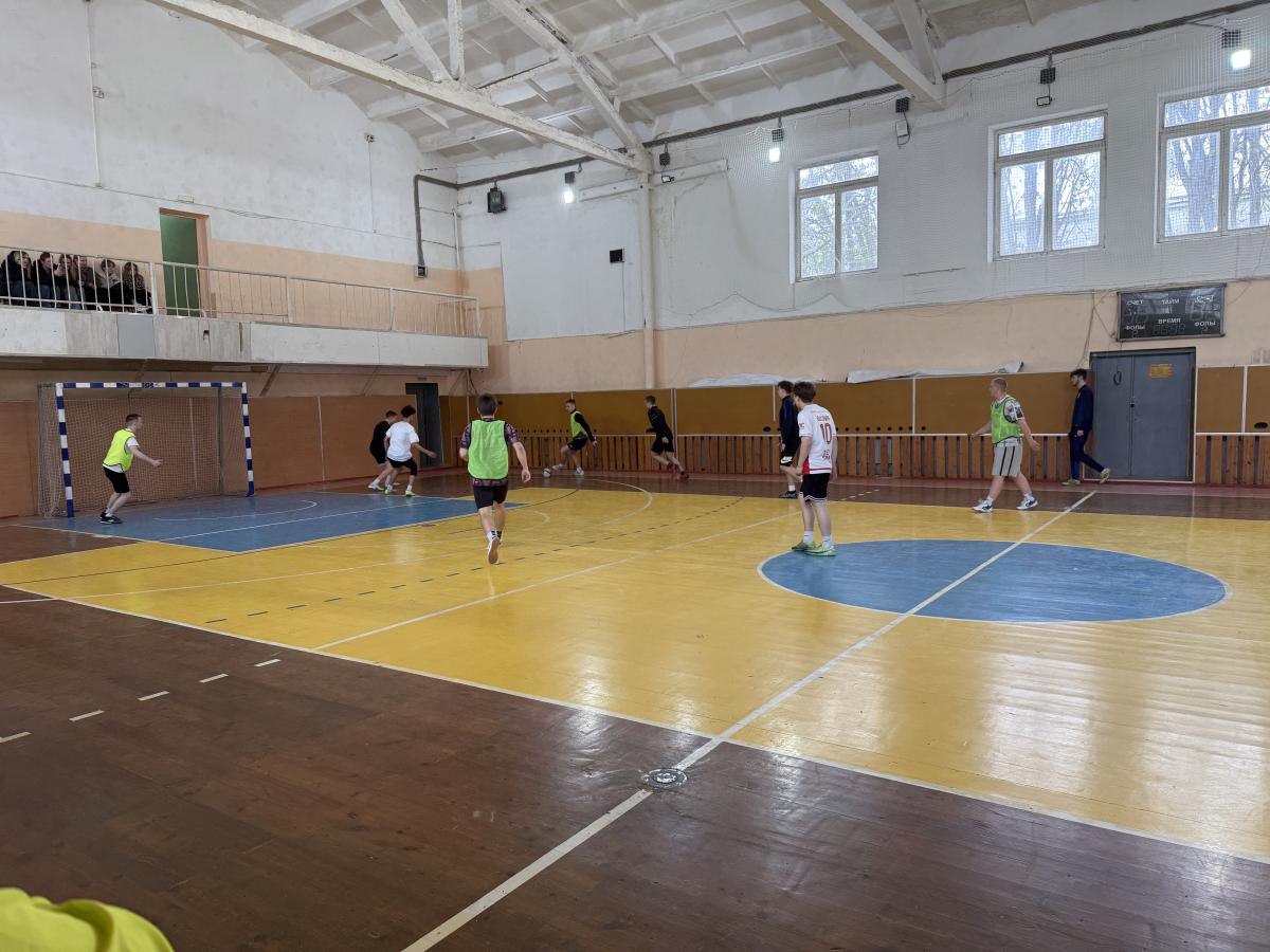 Физкультурно-спортивная деятельность кафедры "Физическая культура" Фото 2