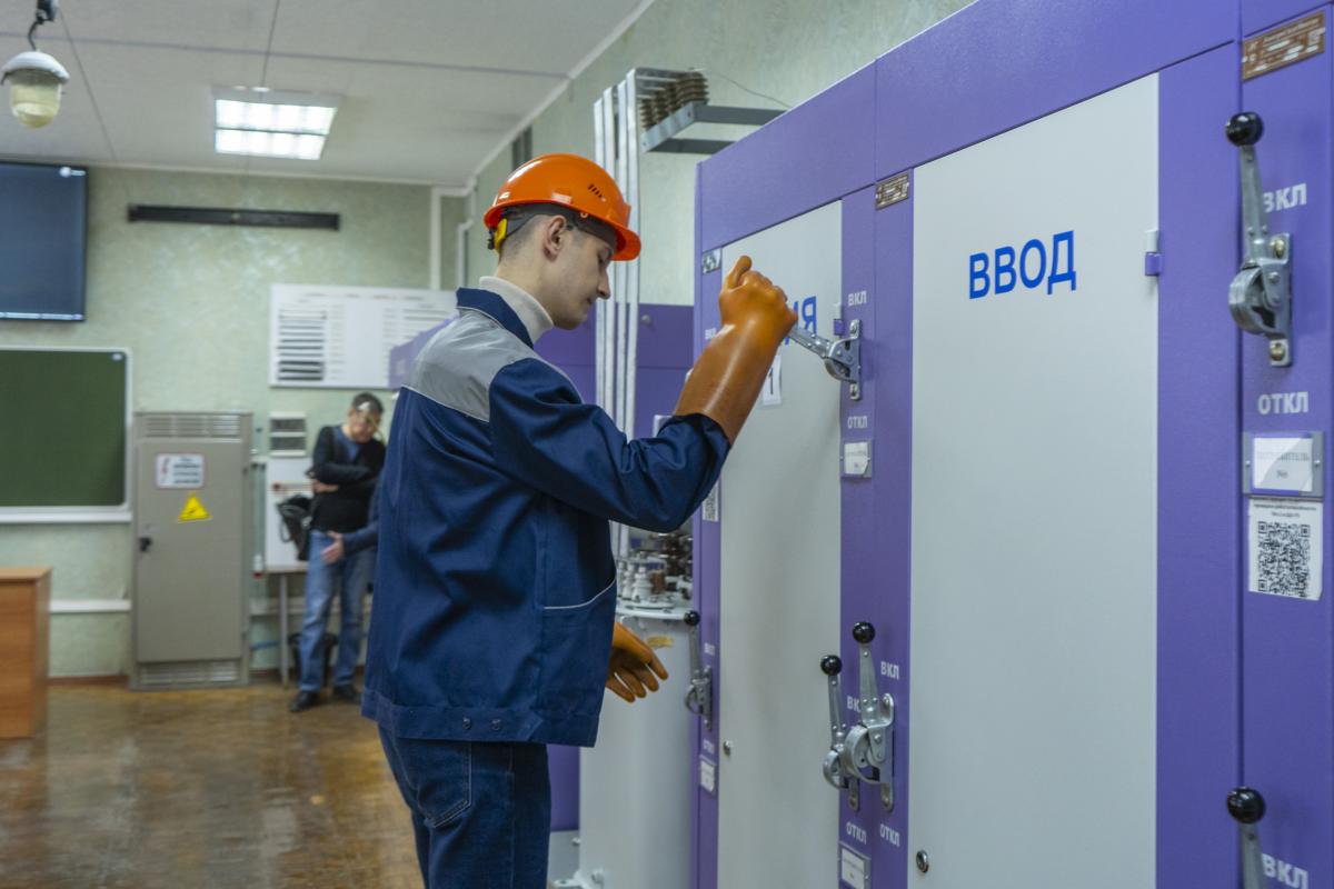 В Вавиловском университете открылась XI Международная студенческая олимпиада «Надежда энергетики» Фото 7