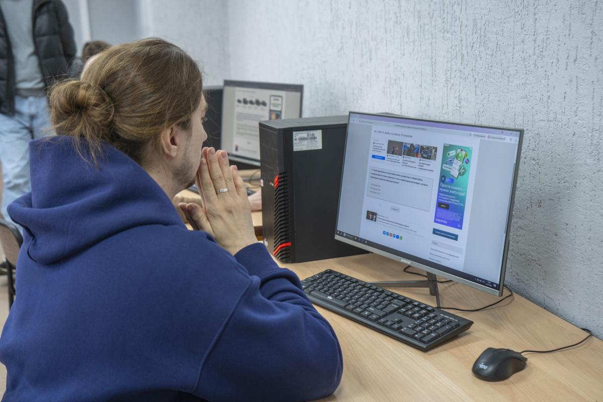 В Вавиловском университете открылась XI Международная студенческая олимпиада «Надежда энергетики» Фото 9