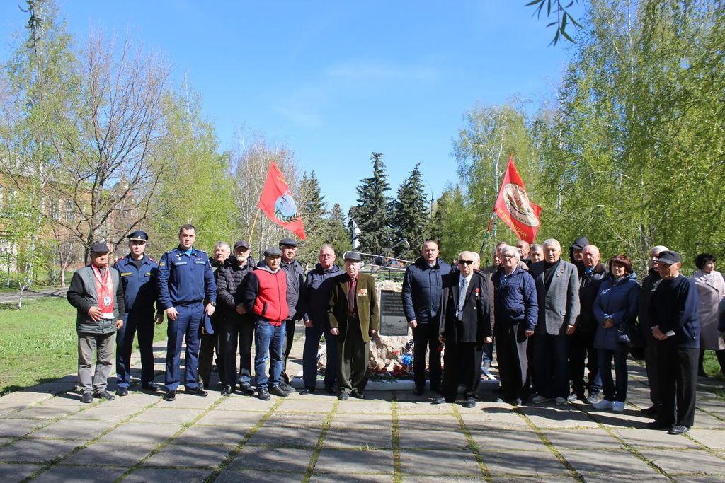 Обучающиеся Пугачевского филиала почтили память участников ликвидации аварии в Чернобыле Фото 6