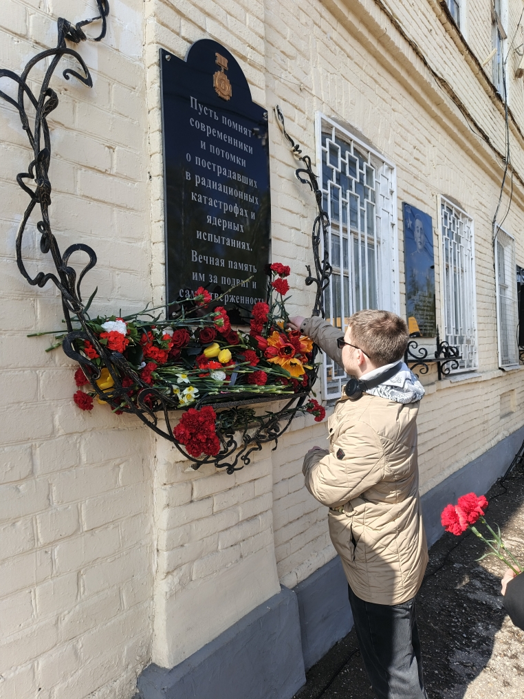 Акция посвященная ликвидаторам Чернобыльской аварии Фото 2