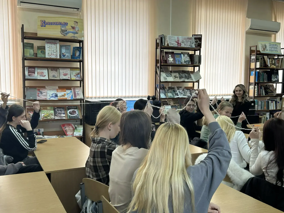 Занятие с элементами тренинга «Мы - команда!» Фото 1