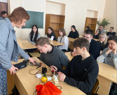 Продолжается реализация программы «Вавиловские классы» в саратовских школах