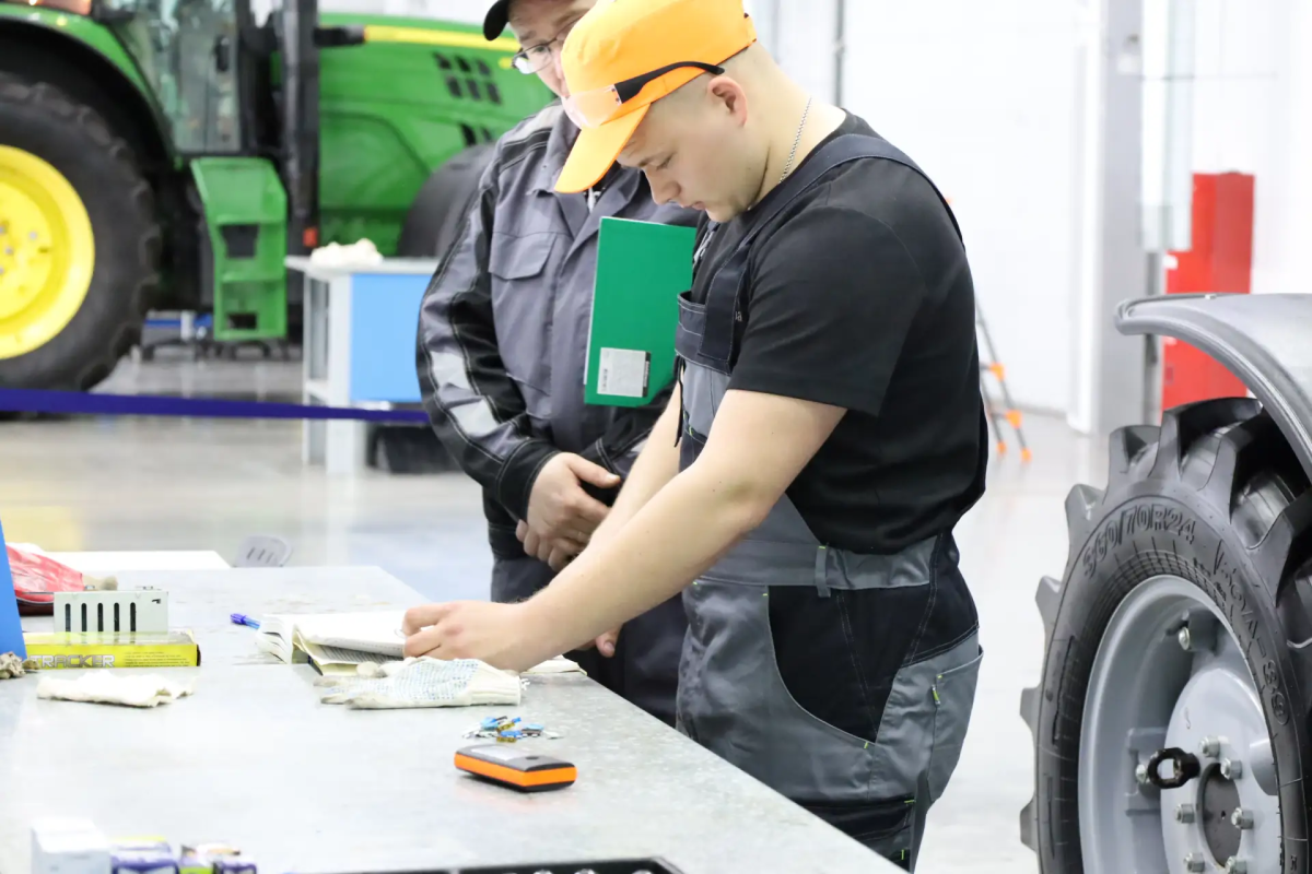 Студент ФТК Вавиловского университета вышел в финал Национального чемпионата «Профессионалы» Фото 3