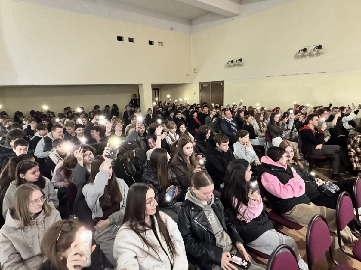 Музыкальное выступление в ФТК: знакомство с творчеством и новыми возможностями Фото 3