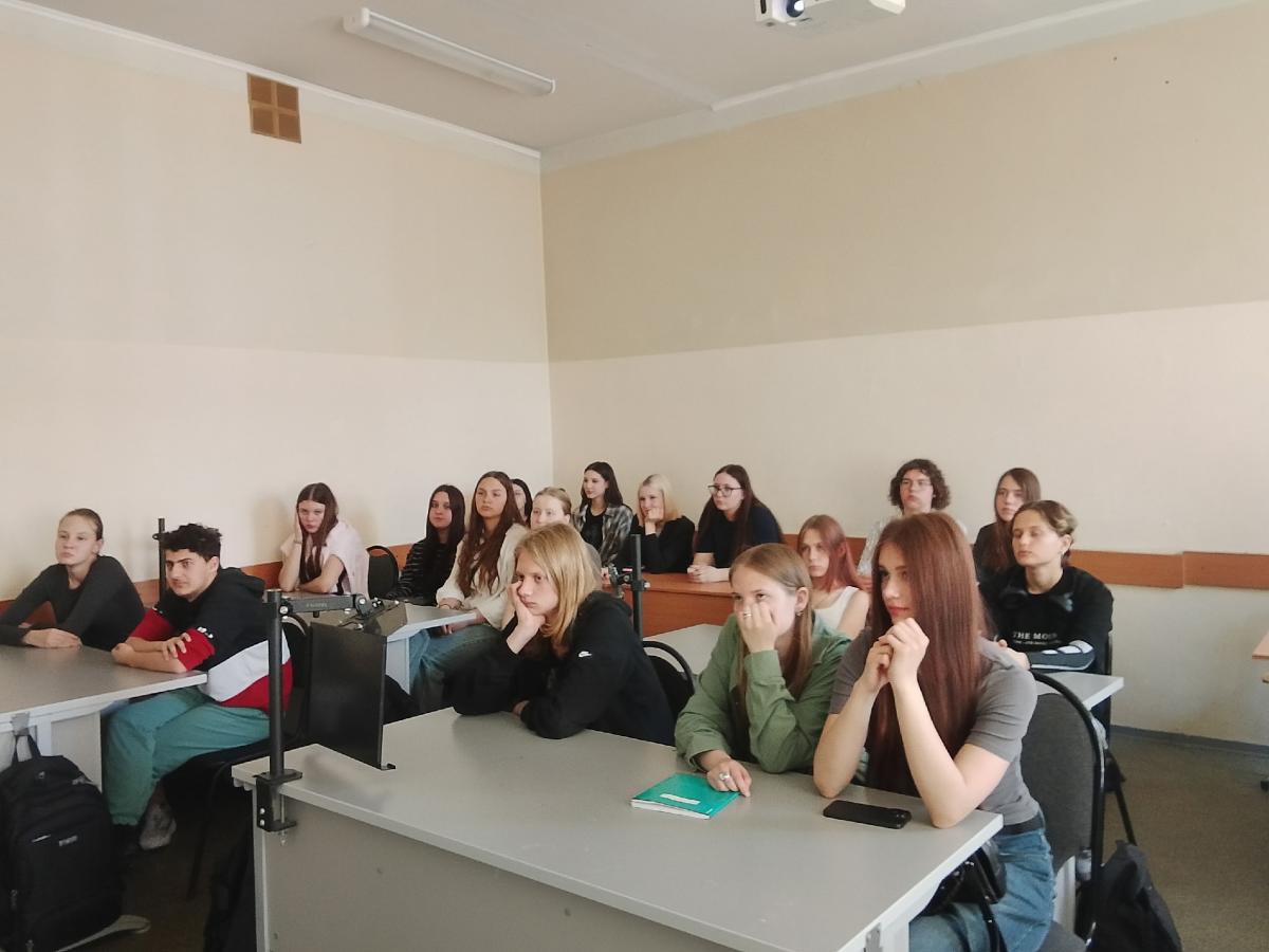 Кураторский час «Георгиевская ленточка» Фото 1 Кураторский час «Георгиевская ленточка» Фото 1