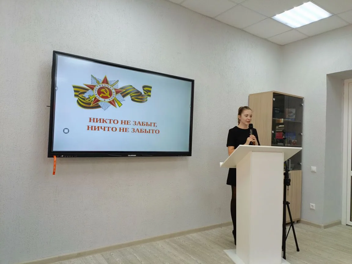 Празднование Дня Победы в Великой Отечественной войне учащимися групп Б-ТТ-101 и 201 «Т Плюс» Вавиловского университета совместно с представителями компании ПАО «Т Плюс» Фото 9 Празднование Дня Победы в Великой Отечественной войне учащимися групп Б-ТТ-101 и 201 «Т Плюс» Вавиловского университета совместно с представителями компании ПАО «Т Плюс» Фото 9