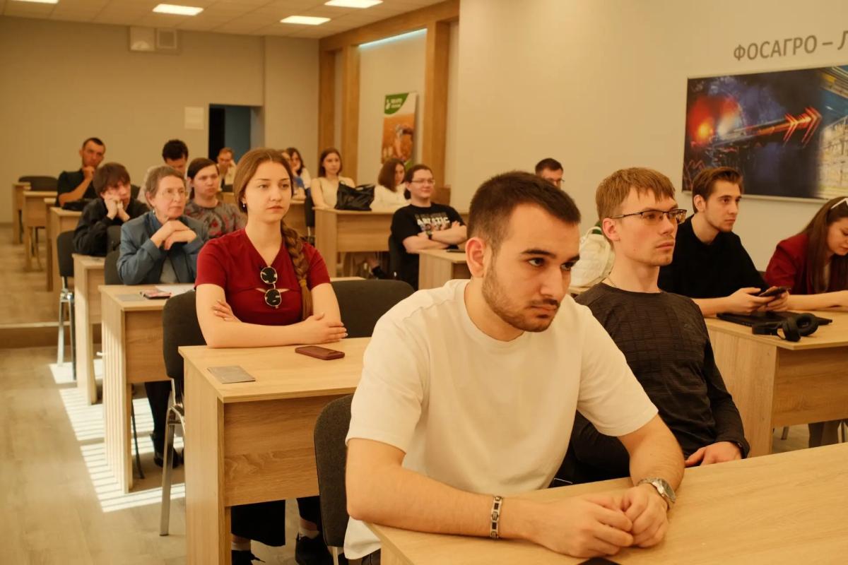 Кафедра «Бухгалтерский учет и статистика» приняла участие в мероприятии «День открытых дверей магистратуры» Фото 3 Кафедра «Бухгалтерский учет и статистика» приняла участие в мероприятии «День открытых дверей магистратуры» Фото 3