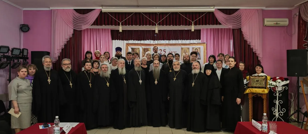 Круглый стол «Роль Николаевского викариатства в духовной жизни саратовского Заволжья»
