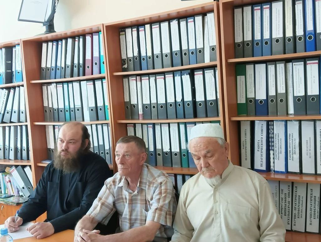 Межрелигиозный диалог «Духовные основы единства народов» Фото 7 Межрелигиозный диалог «Духовные основы единства народов» Фото 7