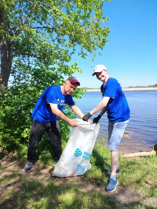 Наши экологи приняли участие во Всероссийской акции  «Вода России» Фото 2