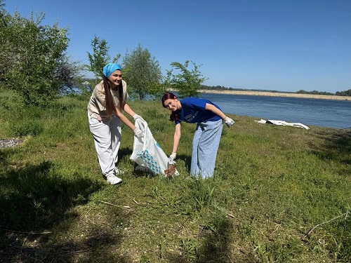Наши экологи приняли участие во Всероссийской акции  «Вода России» Фото 5