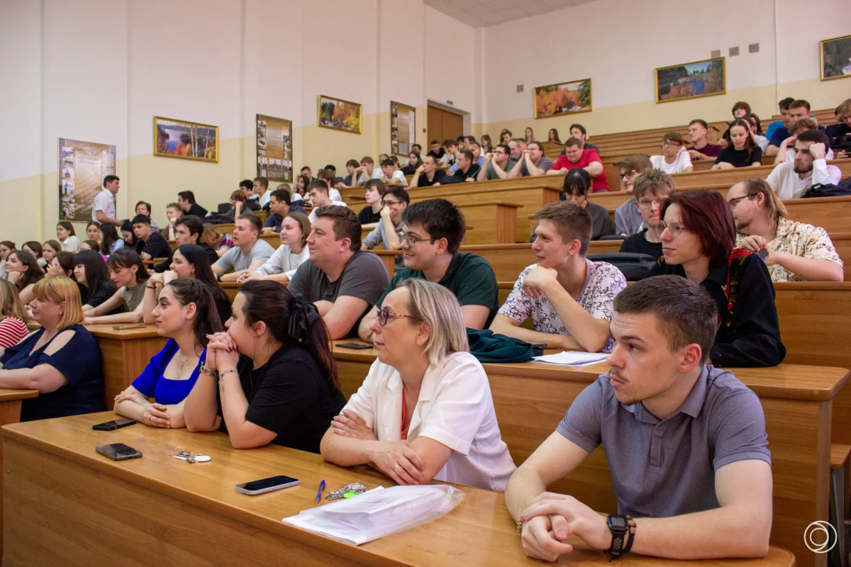 В Вавиловском университете прошел открытый диалог с психологами о природе стресса Фото 2 В Вавиловском университете прошел открытый диалог с психологами о природе стресса Фото 2