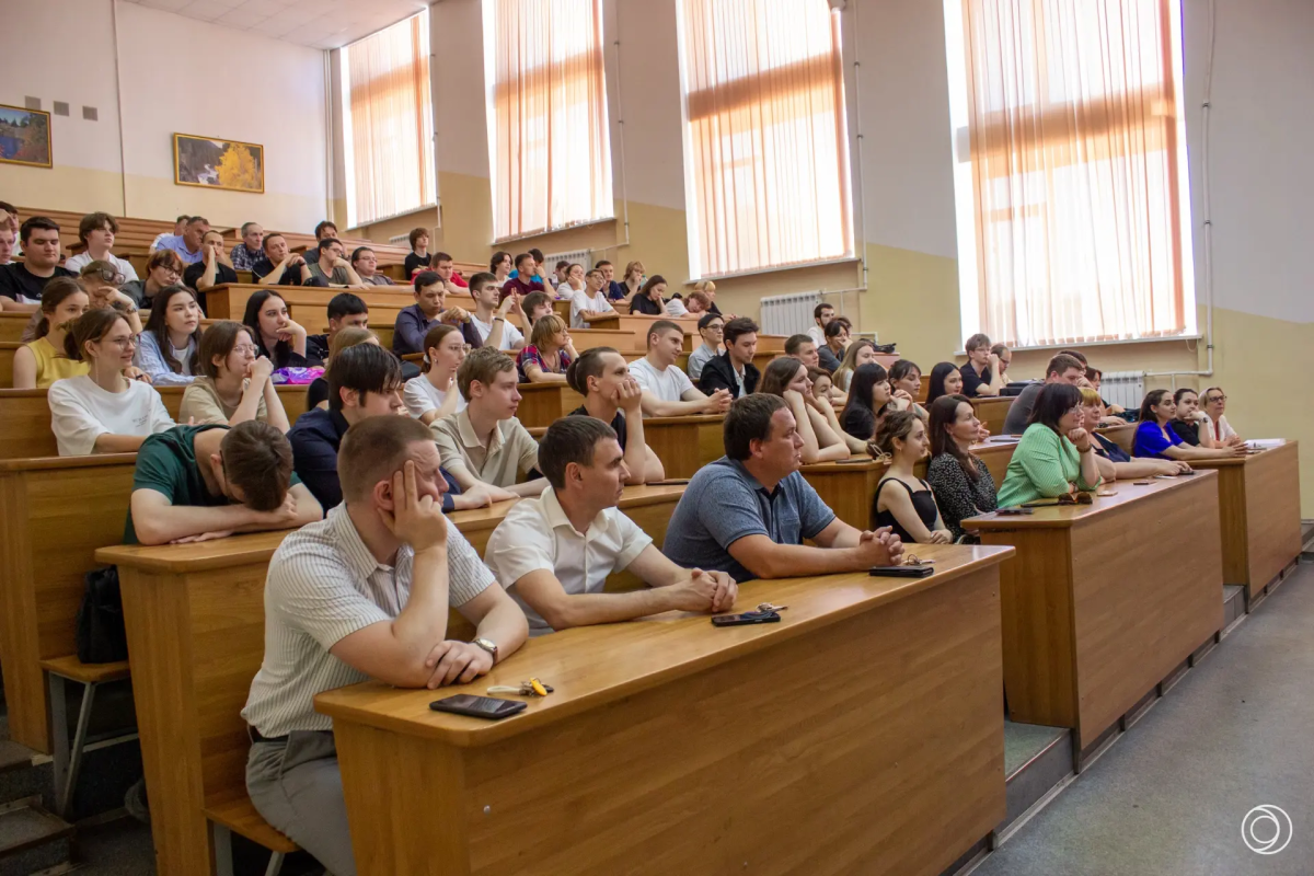 В Вавиловском университете прошел открытый диалог с психологами о природе стресса Фото 4 В Вавиловском университете прошел открытый диалог с психологами о природе стресса Фото 4