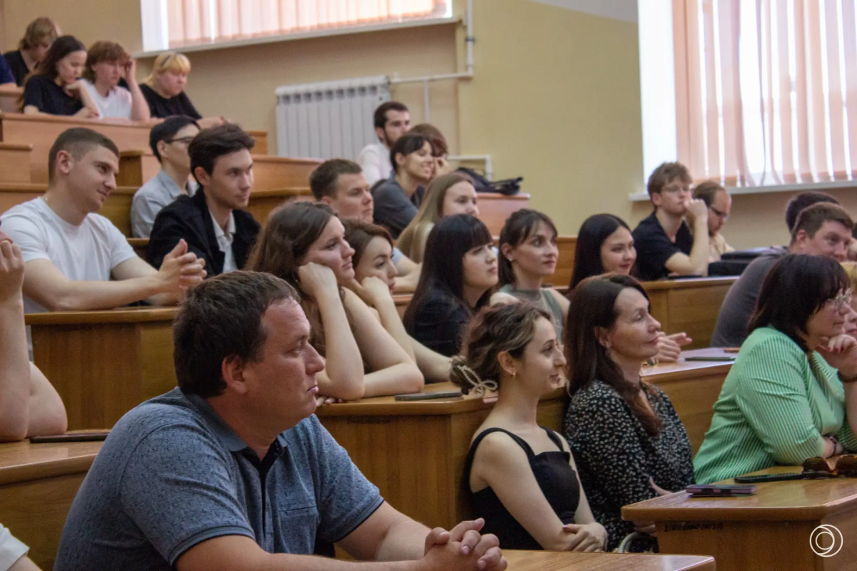 В Вавиловском университете прошел открытый диалог с психологами о природе стресса Фото 6 В Вавиловском университете прошел открытый диалог с психологами о природе стресса Фото 6