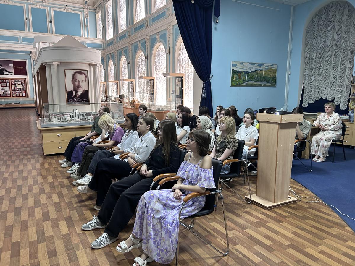 В музее состоялся видеолекторий, посвященный Году единства народов России Фото 2 В музее состоялся видеолекторий, посвященный Году единства народов России Фото 2