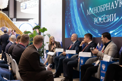 Итоги первого дня ПМЭФ-2026 на стенде Минобрнауки России