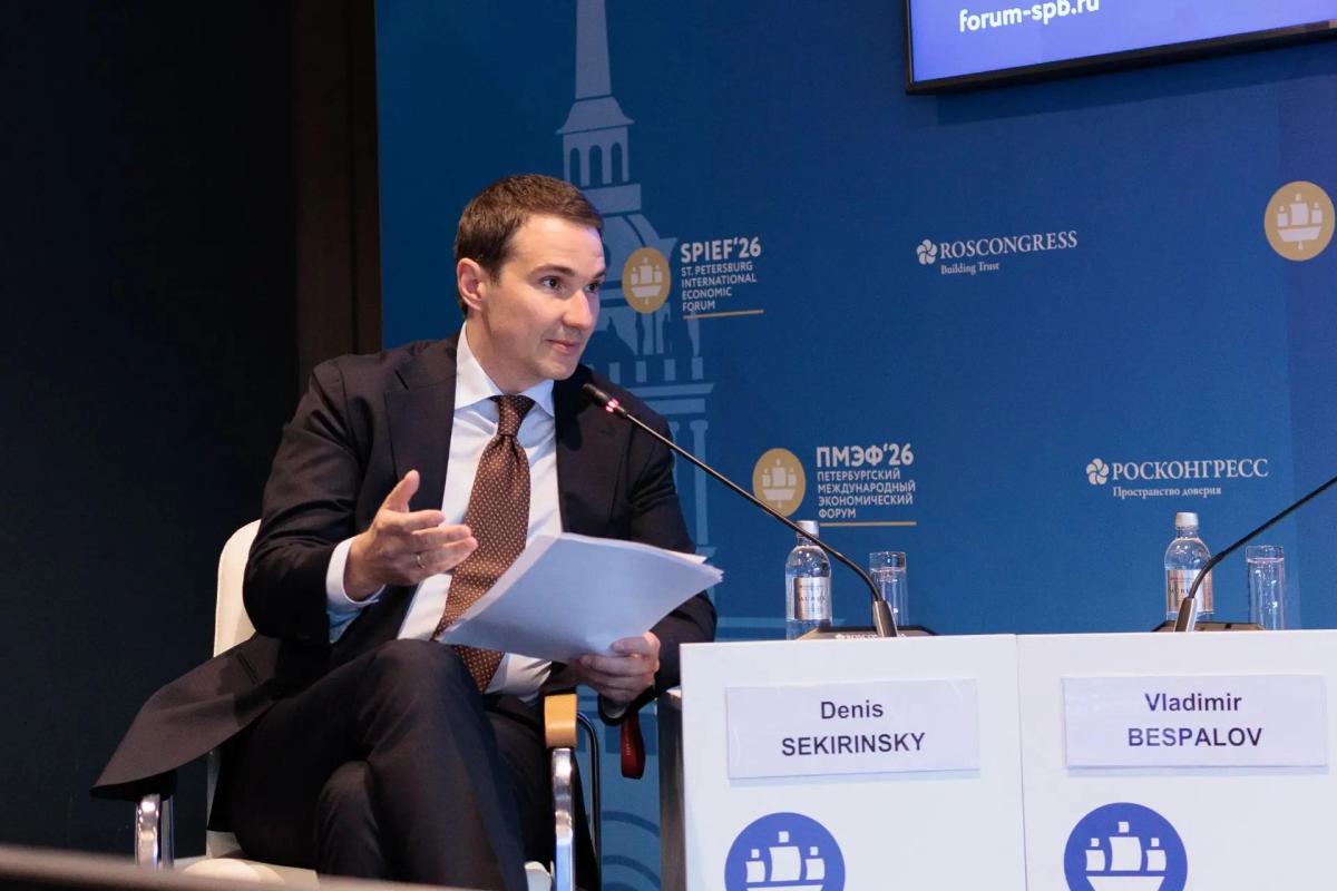 Итоги второго дня ПМЭФ-2026 на стенде Минобрнауки России Фото 4 Итоги второго дня ПМЭФ-2026 на стенде Минобрнауки России Фото 4