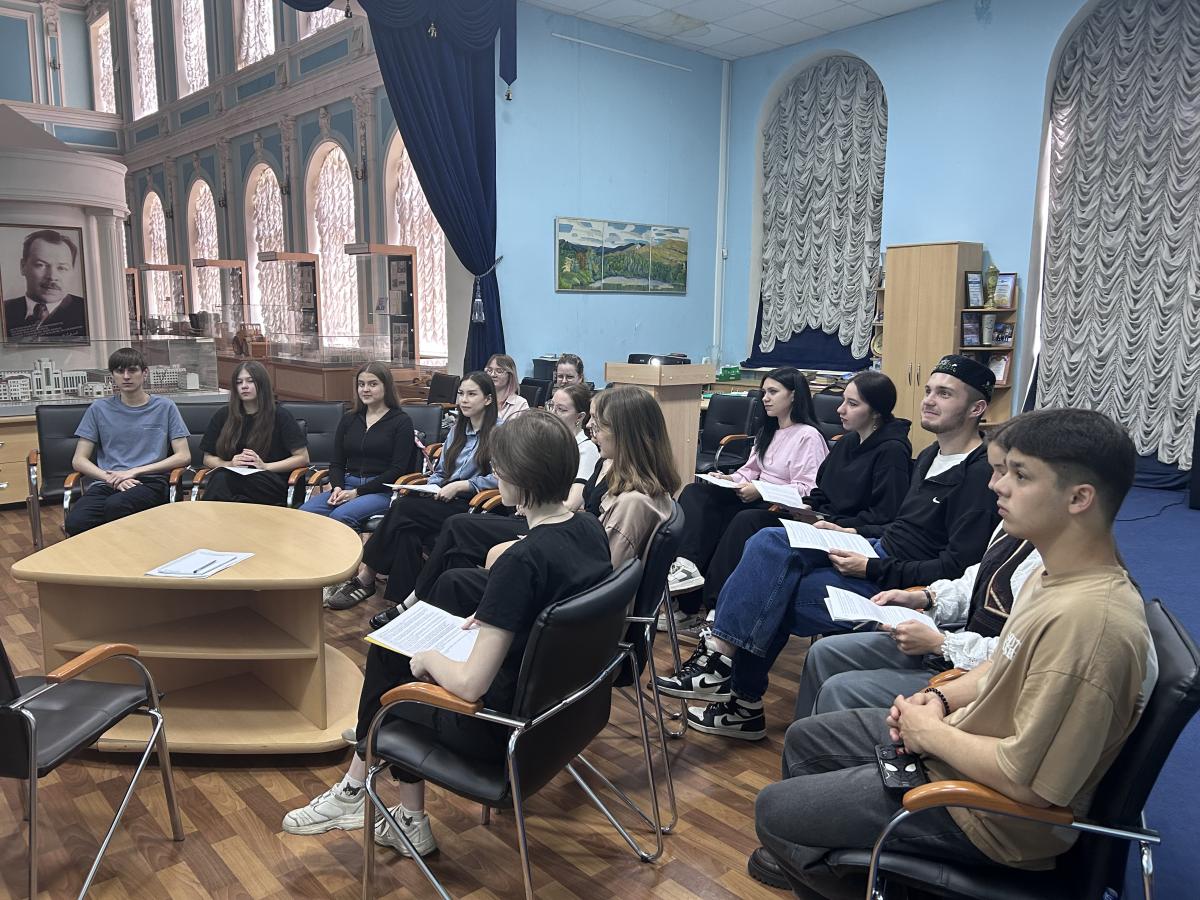 В музее состоялся круглый стол «Многонациональная Россия: гармония многообразия» Фото 2 В музее состоялся круглый стол «Многонациональная Россия: гармония многообразия» Фото 2