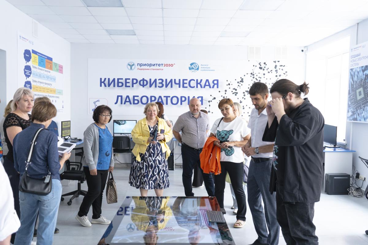 Вавиловский университет провел практический интенсив для педагогов естественно-научных дисциплин Фото 11 Вавиловский университет провел практический интенсив для педагогов естественно-научных дисциплин Фото 11