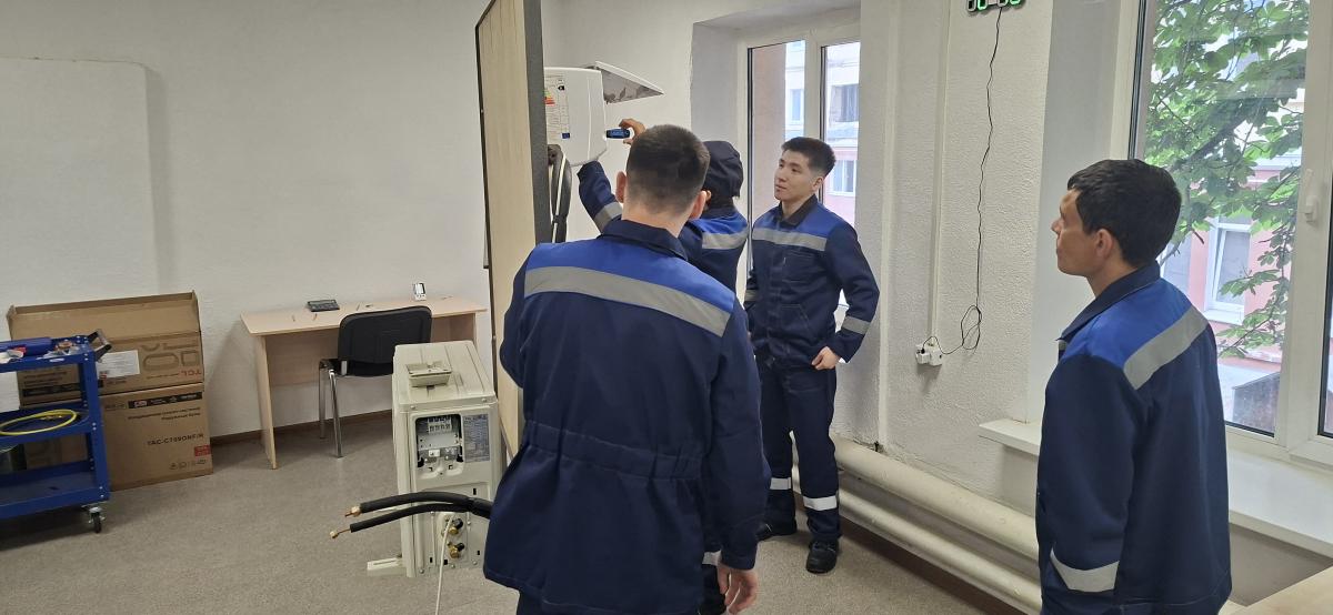 Демонстрационный экзамен по специальности 08.02.13 Монтаж и эксплуатация внутренних сантехнических устройств, кондиционирования воздуха и вентиляции. Фото 3 Демонстрационный экзамен по специальности 08.02.13 Монтаж и эксплуатация внутренних сантехнических устройств, кондиционирования воздуха и вентиляции. Фото 3