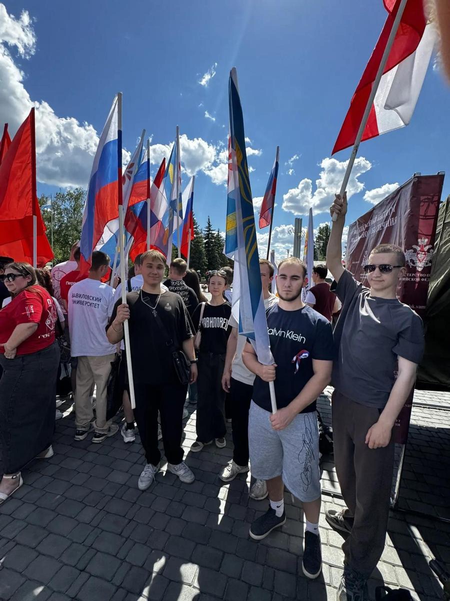 Студенты института агробизнеса приняли участие в военно-патриотическом мероприятии «Народов много – Россия Одна» Фото 5