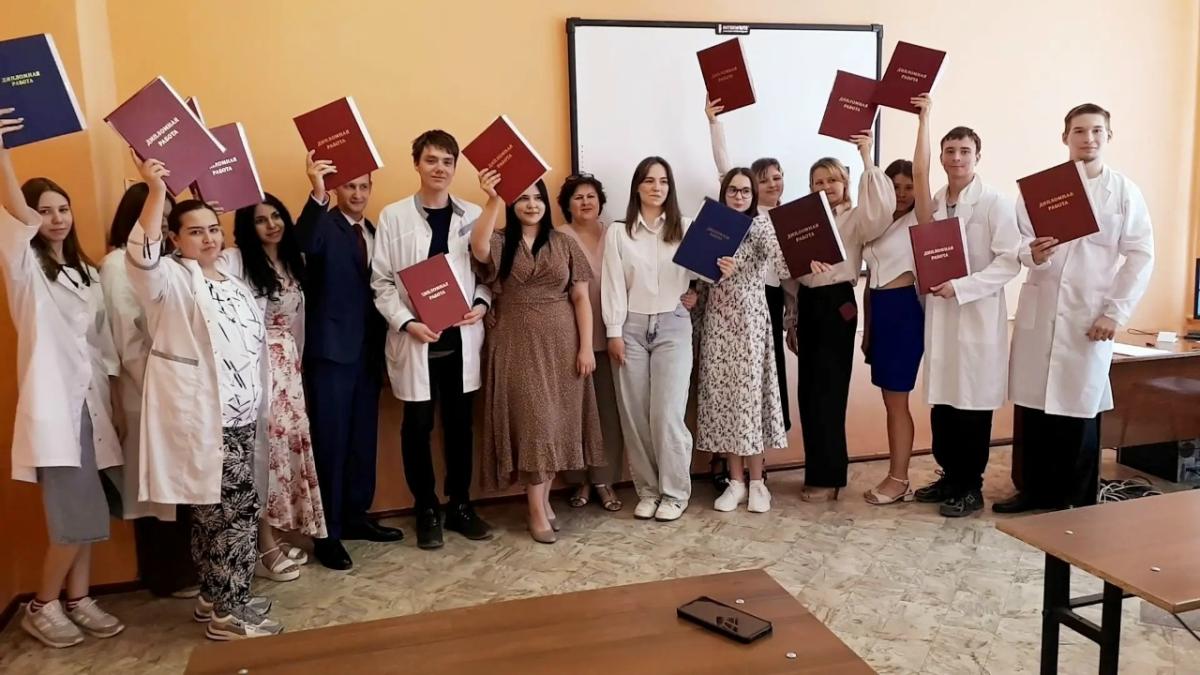 Ура! Защита дипломных работ прошла успешно! Фото 1 Ура! Защита дипломных работ прошла успешно! Фото 1