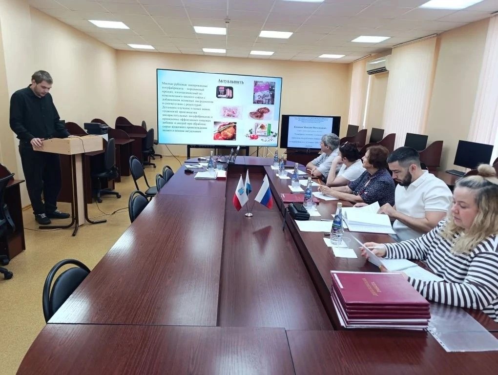 В Финансово-технологическом колледже прошли защиты дипломных работ