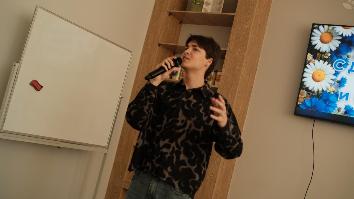 Студенты института агробизнеса на музыкально-литературном вечере «Загляните в семейный альбом» Фото 6 Студенты института агробизнеса на музыкально-литературном вечере «Загляните в семейный альбом» Фото 6