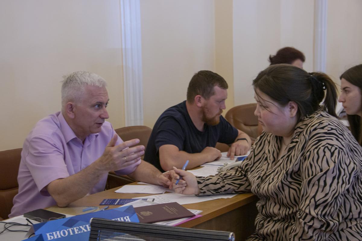 Свыше десяти тысяч абитуриентов выбрали Вавиловский университет для поступления Фото 2 Свыше десяти тысяч абитуриентов выбрали Вавиловский университет для поступления Фото 2