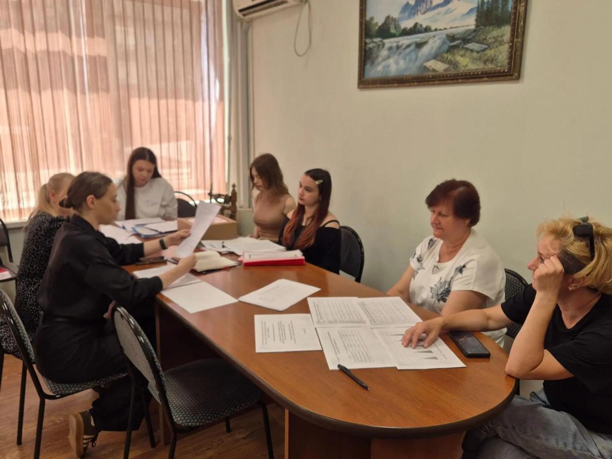 На кафедре бухгалтерского учёта и статистики прошла предзащита выпускных квалификационных работ Фото 6 На кафедре бухгалтерского учёта и статистики прошла предзащита выпускных квалификационных работ Фото 6