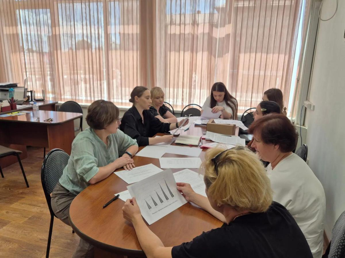 На кафедре бухгалтерского учёта и статистики прошла предзащита выпускных квалификационных работ Фото 8 На кафедре бухгалтерского учёта и статистики прошла предзащита выпускных квалификационных работ Фото 8