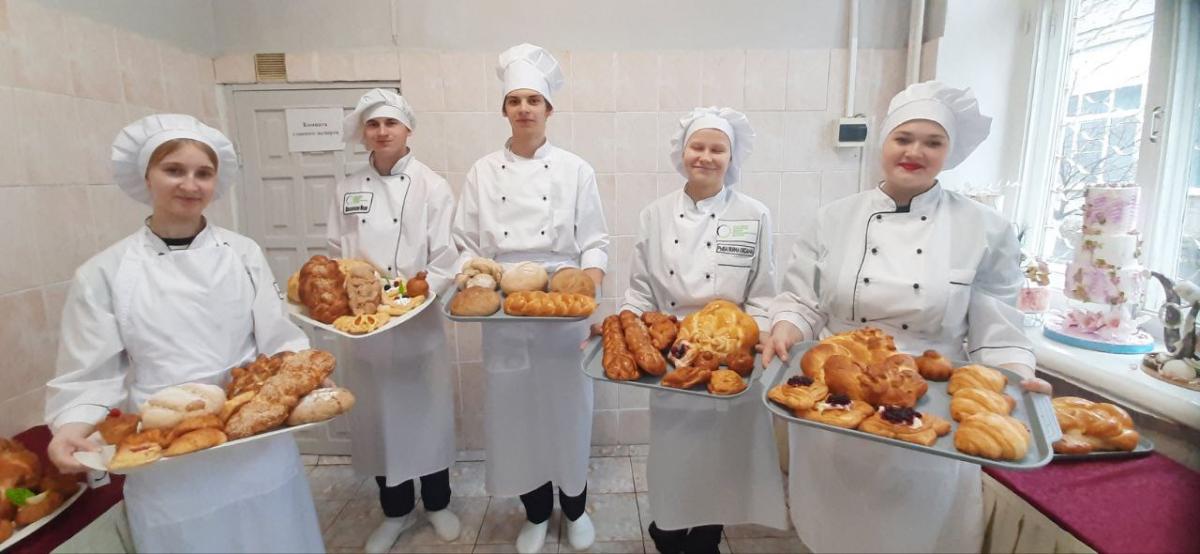 Популяризация специальности 19.02.11 Технология продуктов питания из растительного сырья (Технология хлеба, хлебобулочных, макаронных и кондитерских изделий) Фото 1 Популяризация специальности 19.02.11 Технология продуктов питания из растительного сырья (Технология хлеба, хлебобулочных, макаронных и кондитерских изделий) Фото 1