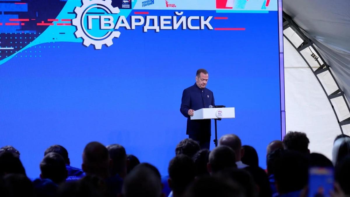 Студенты вуза стали частью масштабного молодёжного движения на форуме «Гвардейск» Фото 3 Студенты вуза стали частью масштабного молодёжного движения на форуме «Гвардейск» Фото 3